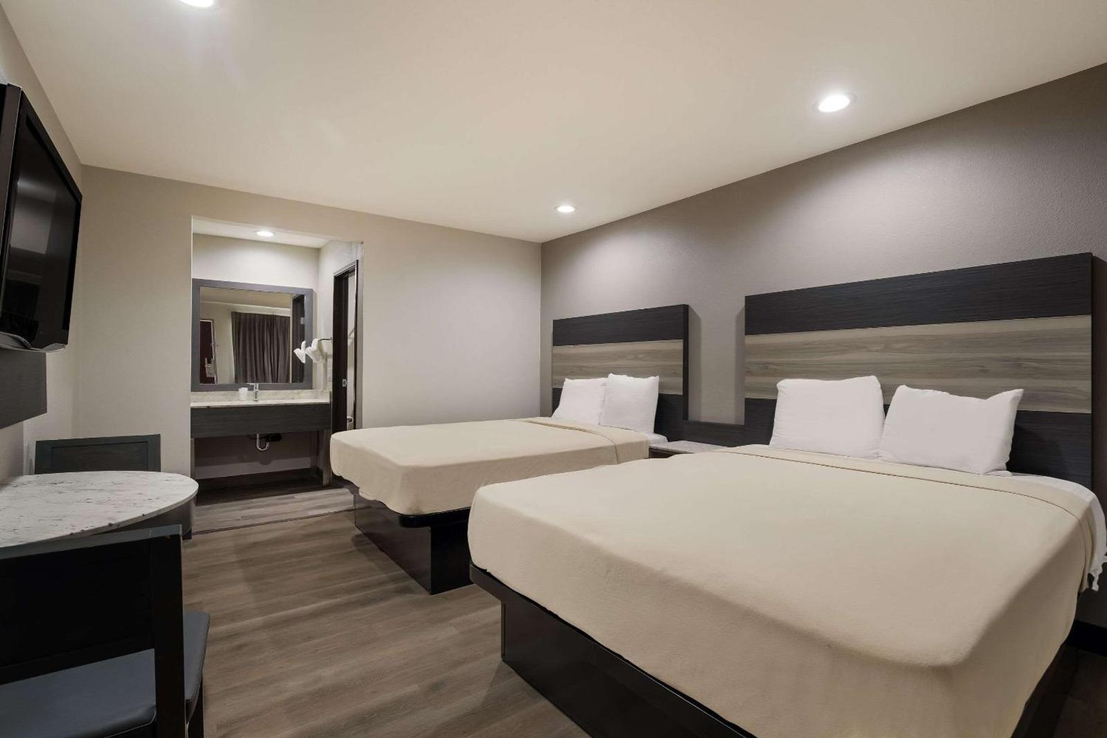 Knights Inn San Bernardino Main image 1